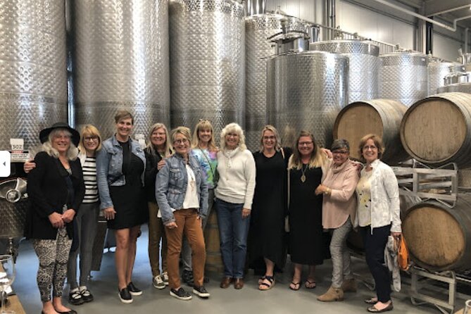 Half-Day West Kelowna Afternoon Wine tour - The small group makes a real difference