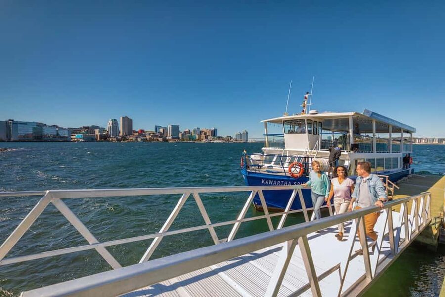 Halifax: Georges Island National Historic Site Ferry Ticket - Seeing Kjipuktuk from a new angle