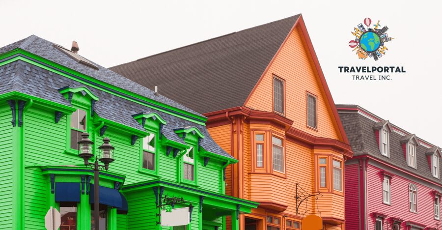 Halifax: Guided tour to Peggy's Cove, Lunenburg & … - The private vehicle is the main advantage