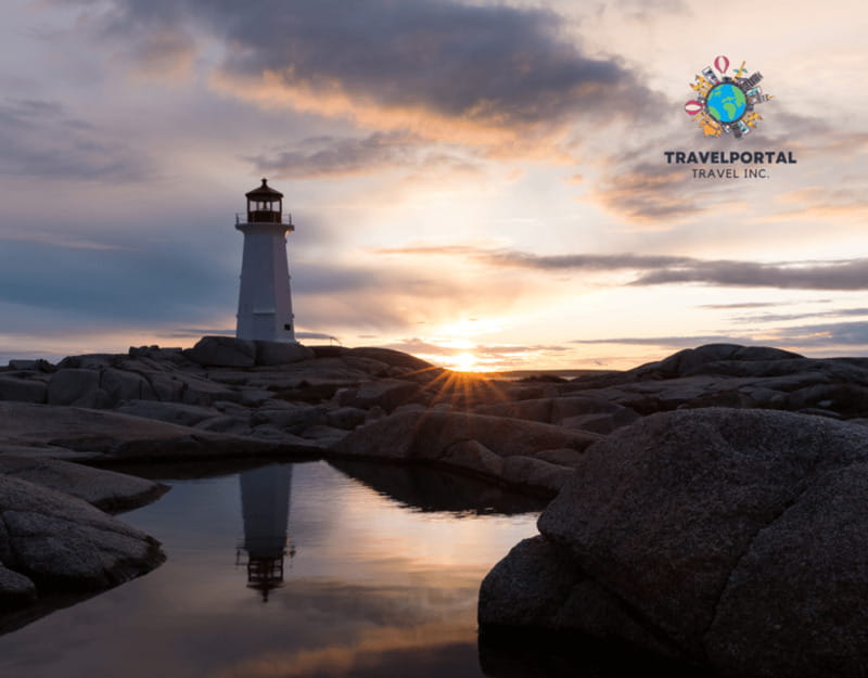 Halifax: Guided tour to Peggy's Cove, Lunenburg & … - Peggy’s Cove and its famous lighthouse