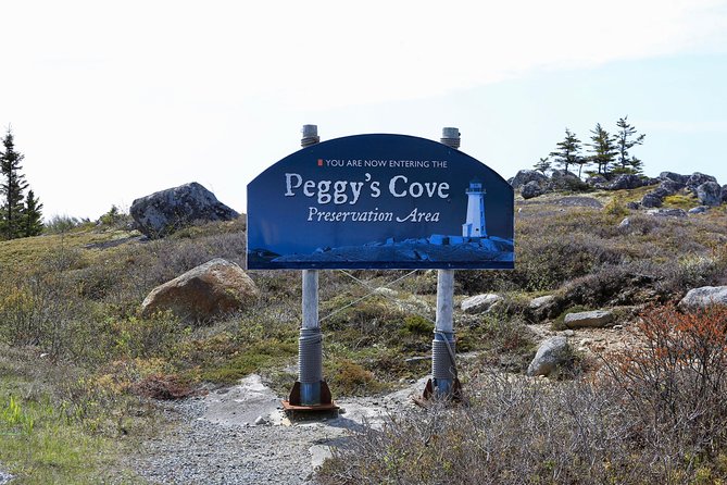 Halifax: Peggy's Cove tour - The lighthouse and Atlantic views