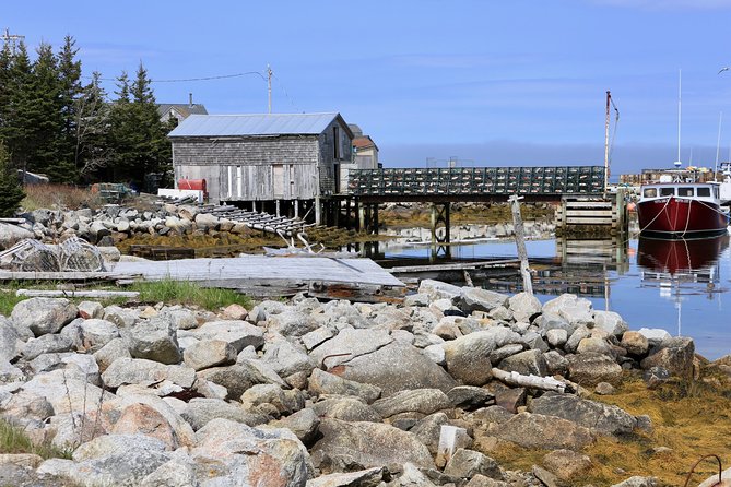 Halifax: Peggy's Cove tour - The drive west, with stories along the way
