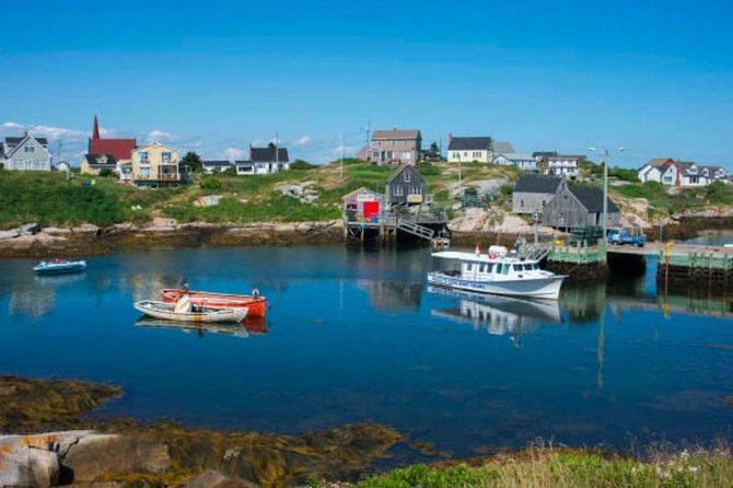 Halifax Shore Excursion: Peggy's Cove Half Day Tour - Ancient granite explains the unusual shore