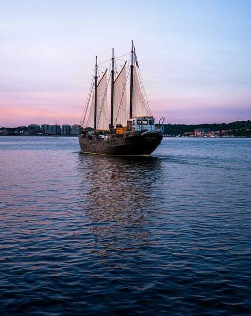 Halifax Sunset Cruise Aboard the Tall Ship Silva - Weather, Seating, and Comfort