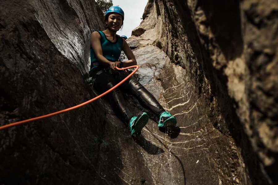 Heart Creek Canyoning tour - Beginner friendly - Near Banff - The two-hour canyon route