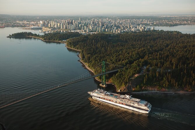 Helicopter Tour of Vancouver City (Depart SKY Hangar) - Key things to know before booking