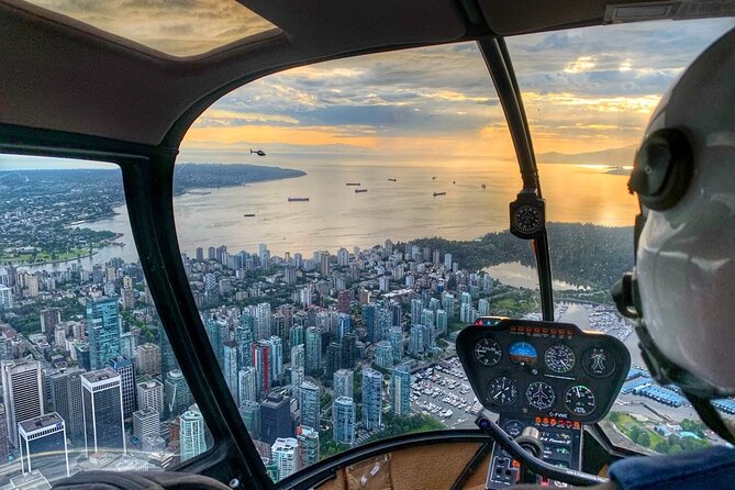 Helicopter Tour of Vancouver City (Depart SKY Hangar) - Starting at Pitt Meadows Airport