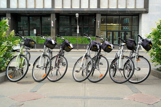 Heritage Upper Town E-Bike Tour - Parliament Hill and the Fontaine de Tourny