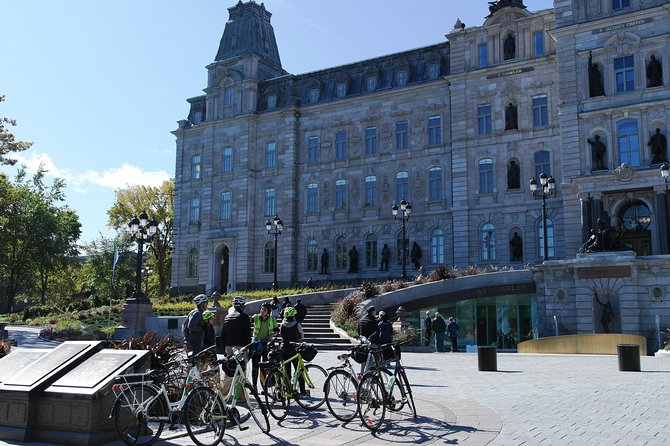 Heritage Upper Town E-Bike Tour - Riding through the Plains of Abraham