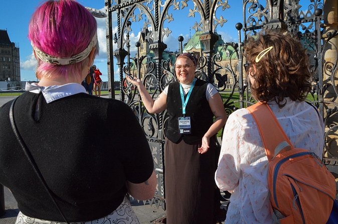 Hidden Ottawa Secrets Walking Tour - Major’s Hill Park: the tour’s strangest turn