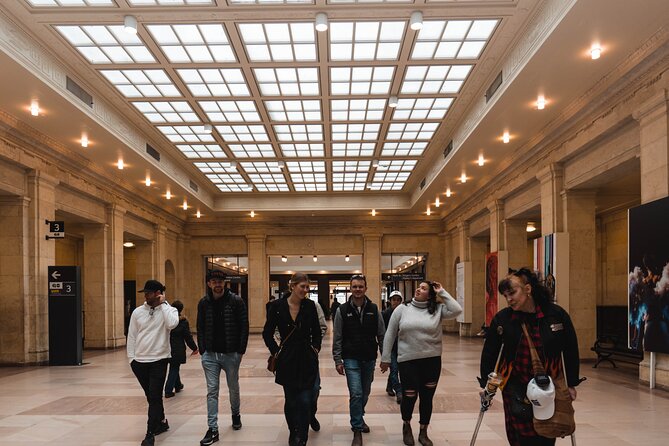 Hollywood North Experience Tour In Toronto - Eaton Centre brings the tour into everyday downtown life