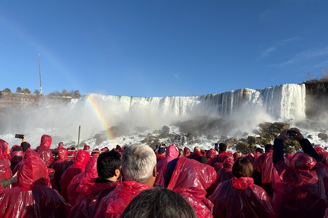 Hornblower Boat and Walking Tour of Niagara Falls - Boarding Niagara City Cruises