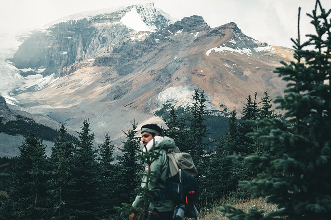 Icefields Parkway Highlights & Secrets | Award-Winning Adventure - The guides are the heart of the day