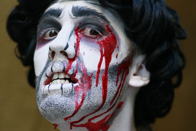 Interactive Street Theatre Crimes in New France - Entering the criminal world of New France