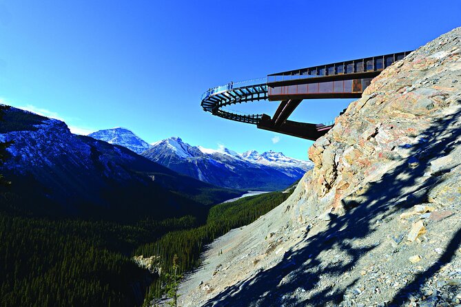 Jasper and Columbia Skywalk Icefield Parkway Private Day Tour - Bow Lake and Crowfoot Glacier Offer Quieter Views