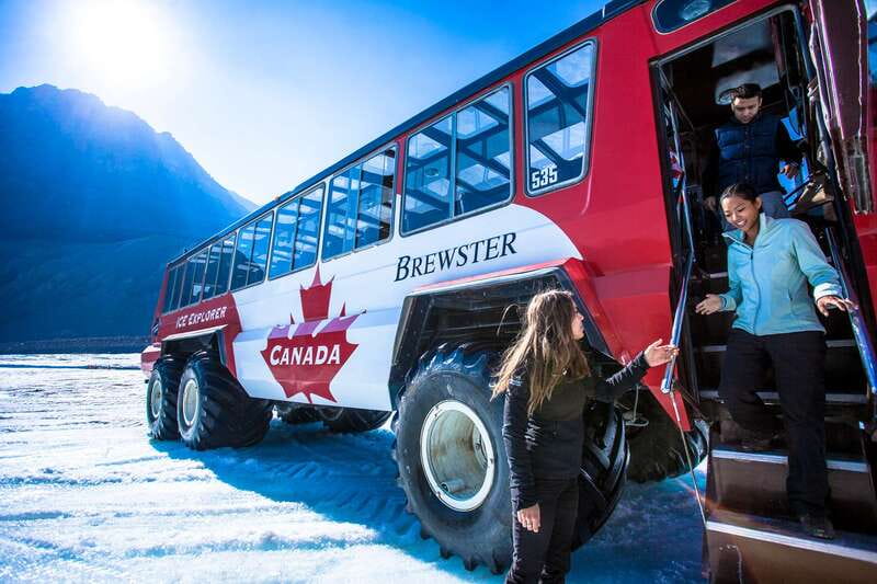 Jasper: Columbia Icefield Skywalk and Ice Explorer Ticket - Crowds, timing, and the pace of the day