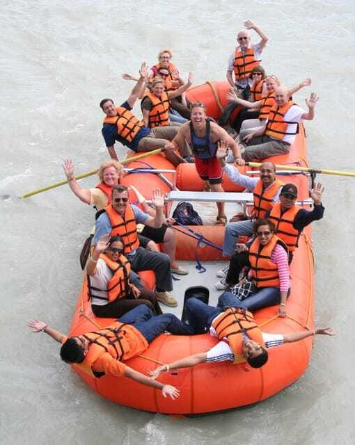 Jasper: Jasper National Park Easy 2-Hour Rafting Trip - Trading Jasper streets for a Canadian Heritage River