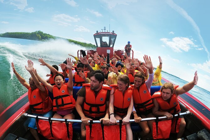 Jet Boating Montreal's Lachine Rapids - Meeting the boat at Montreal’s Old Port