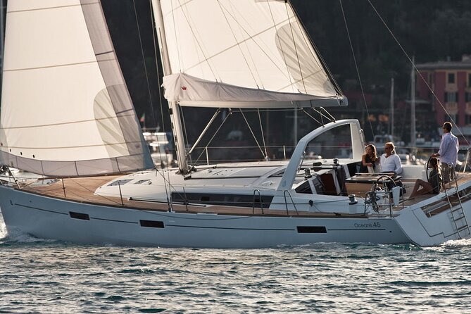 JFarwell Adventure Yacht Sailing in the Halifax Harbour - Drinks, comfort, and what to bring