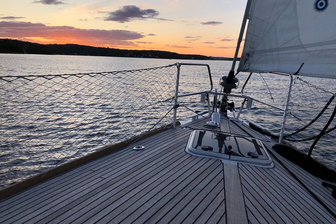 JFarwell Sunset Wine and Cheese Yacht Sailing - Who should book this experience?