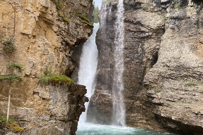 Johnston Canyon, Marble Canyon Hiking and Banff Town day tour - Banff town time and a practical lunch break