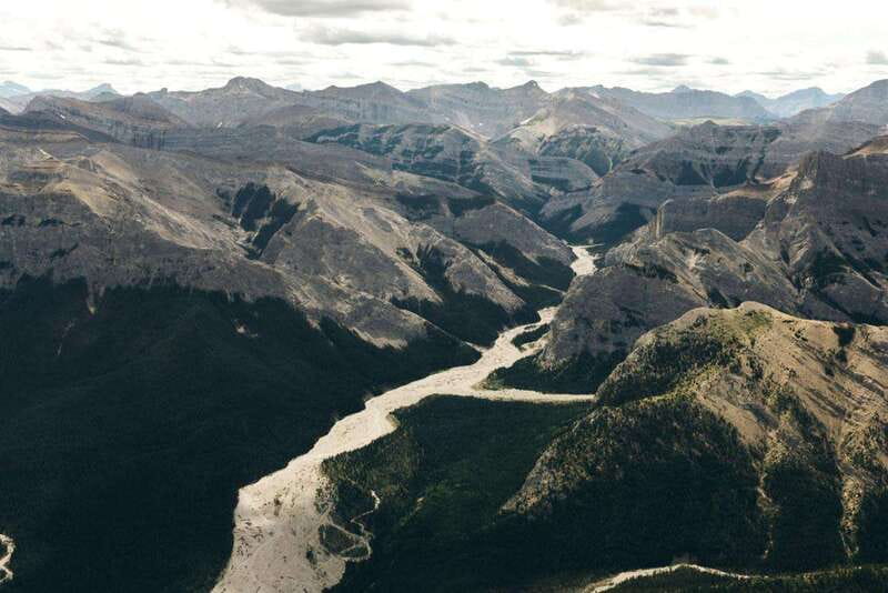 Kananaskis: 30-Minute Heli Tour of Minnewanka Lake and Banff - Cancellation, timing, and practical details