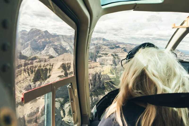 Kananaskis: 30-Minute Heli Tour of Minnewanka Lake and Banff - Returning through Kananaskis Country and Banff