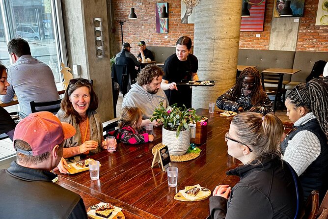 Kelowna: #1 Rated Walking Food Tour with 7 Tastings and 4 Drinks - Street art, waterfront parks, and city stories