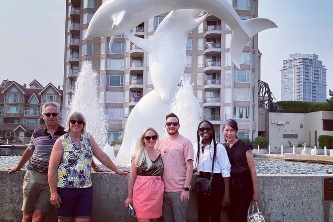 Kelowna: #1 Rated Walking Food Tour with 7 Tastings and 4 Drinks - Ice cream by the lake at Kelowna Yacht Club