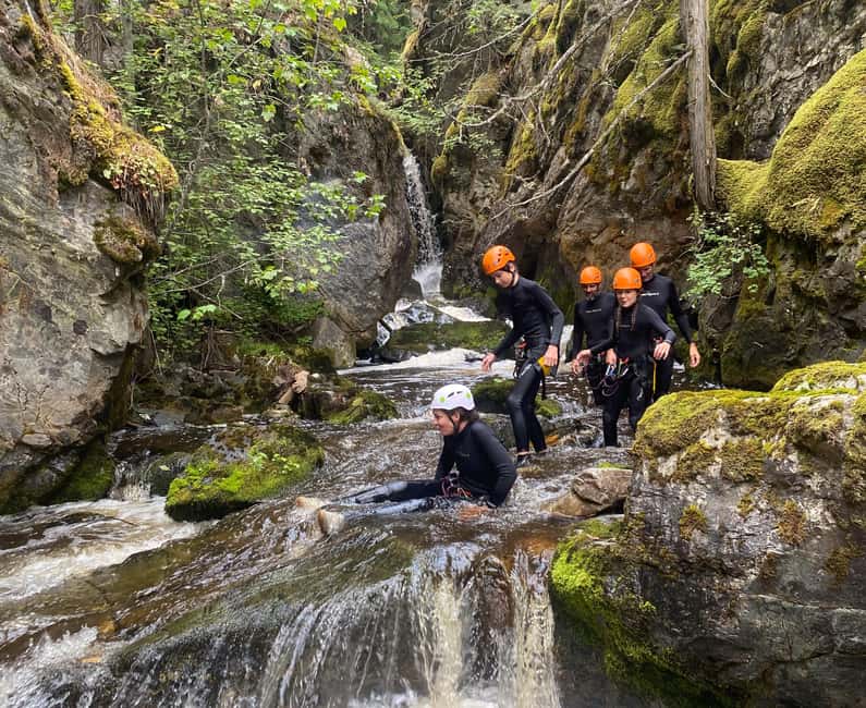 Kelowna: Adrenaline Canyoning Tour - The regular route and the high-rope option