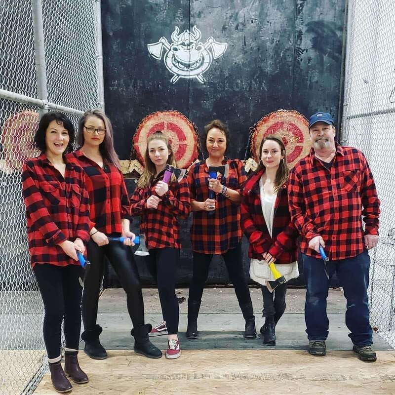 Kelowna: E-Bike Ride and Axe Throwing Adventure - The return ride to downtown