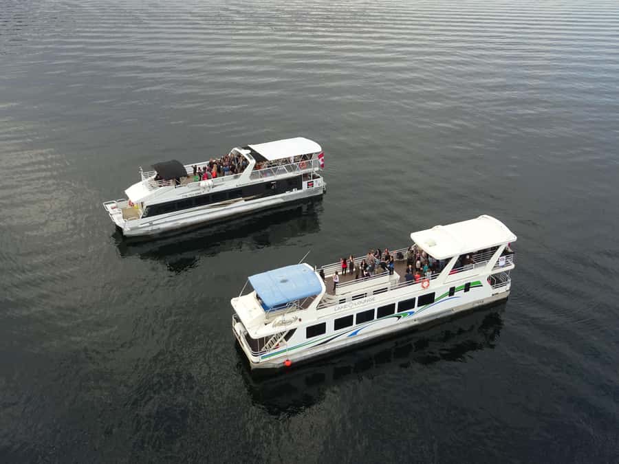 Kelowna: Okanagan Lake Sunset Cruise - Starting at the Kelowna dock