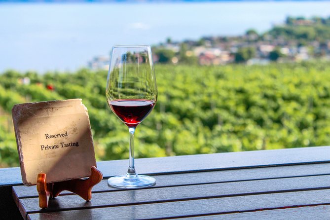 Kelowna or West Kelowna Afternoon Sightseeing Wine Tour - West Kelowna: The Scenic, Mixed-Style Route