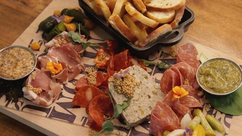 Kelowna: Sunset Sip Wine Tour - Dinner is the payoff, but budget for it