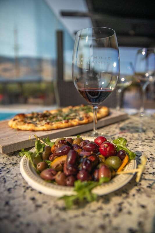 Kelowna: Sunset Sip Wine Tour - What the $116 price really covers