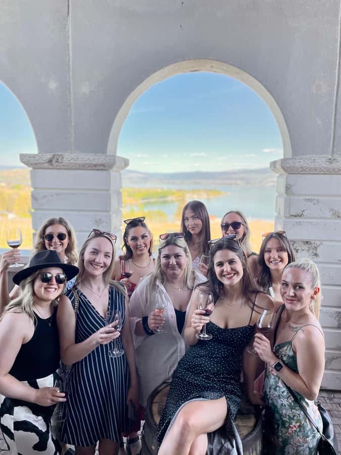Kelowna: West Kelowna Half Day Guided Wine Tour - Frind Estate Winery and the value of short transfers