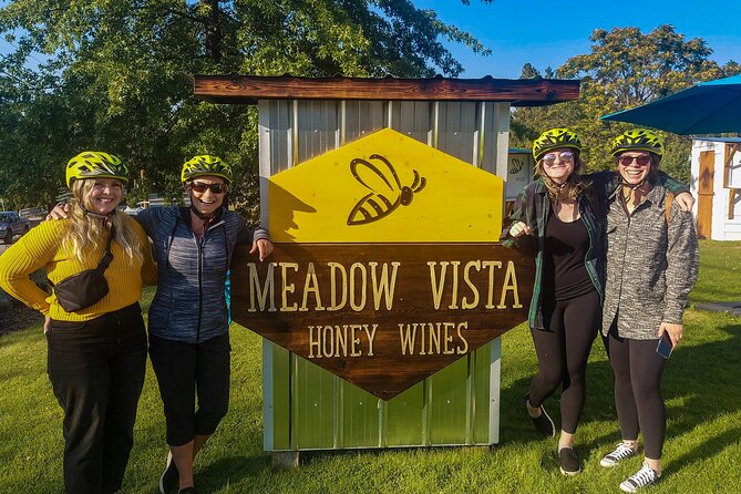 Kelowna Wine Tour by E-bike, Okanagan Valley Views and Lunch - What the $123.16 price includes