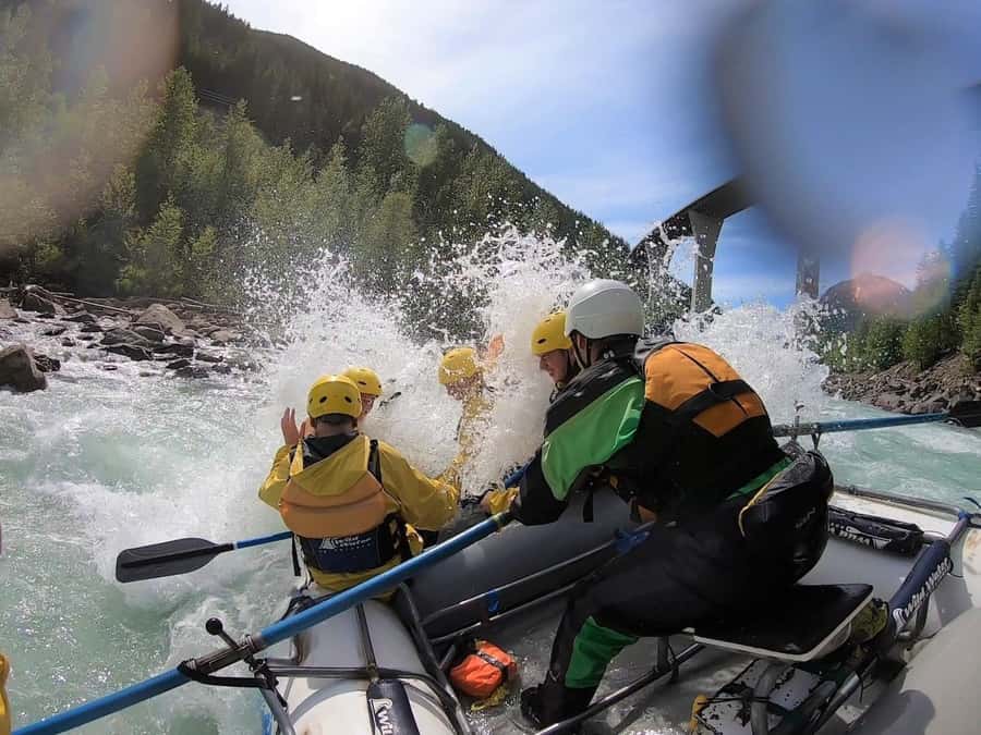 Kicking Horse River: Whitewater Rafting Half-Day Trip - Heated change rooms and serious river gear