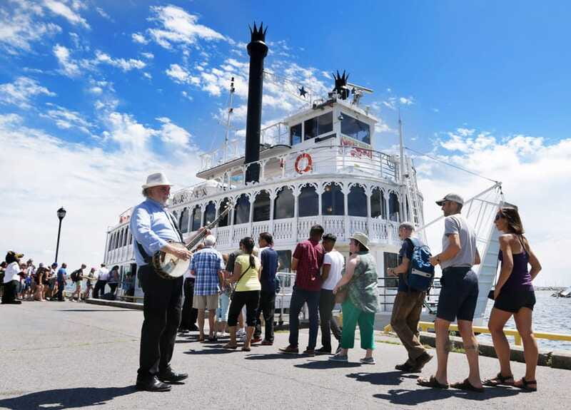Kingston: Heart of the Thousand Islands Riverboat Cruise - Should you book the Island Queen cruise?