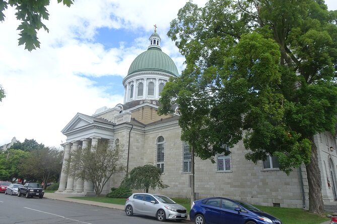 Kingston Self-Guided Walking Tour & Scavenger hunt (updated) - Empire Life, St. George’s, and the Customs House