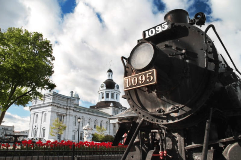 Kingston: Trolley City Tour - A quick introduction to Kingston’s 300-plus years