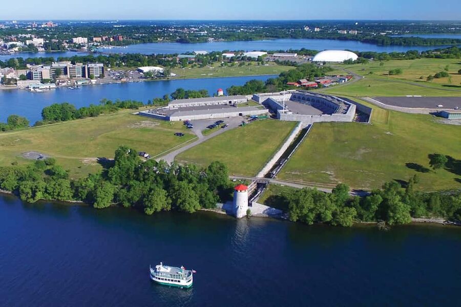Kingston: Waterfront Shipwreck Cruise with Guide - What this Kingston cruise is really about