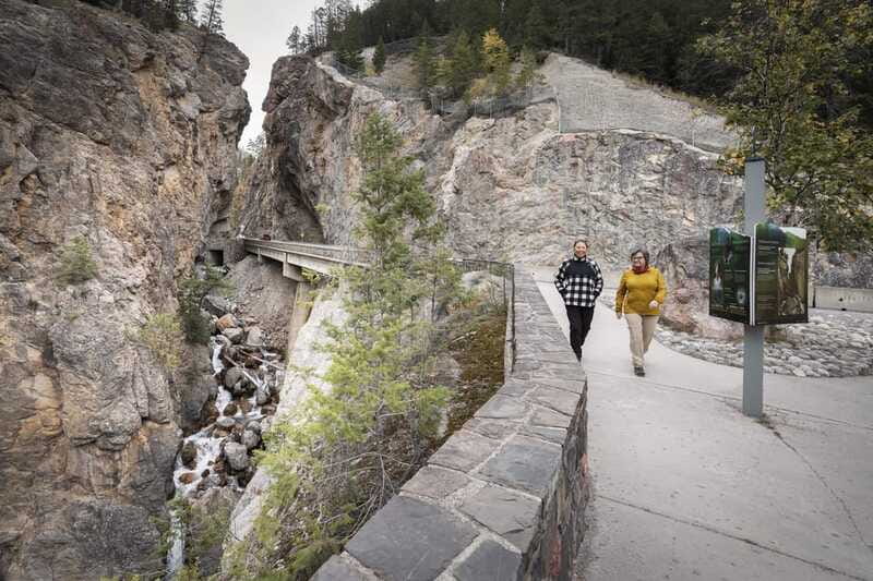 Kootenay: From Icy Mountain Rivers to Steamy Hot Springs - Radium Hot Springs: Warm Water With an Extra Fee