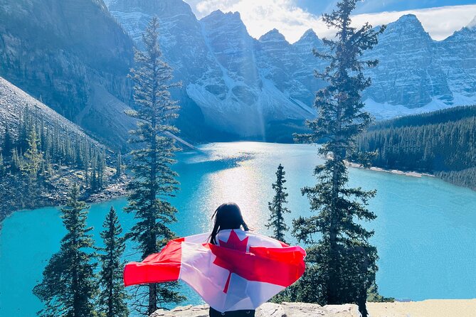 Lake Louise and Moraine Lake Small Group Half Day Tour - The Short Walk to Moraine Lake