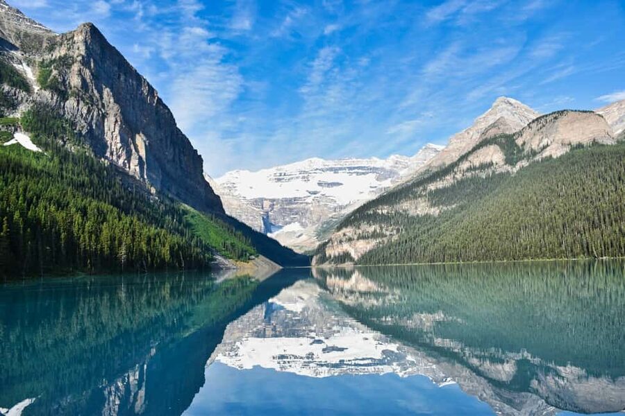 Lake Louise, Banff Gondola, & Yoho National Park 2 Day Tour - Banff town gives you 80 minutes to eat and explore
