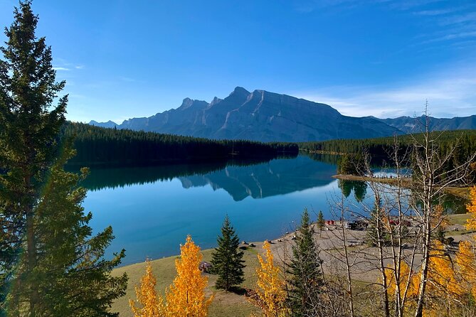 Lake Louise, Moraine Lake and the Icefields Parkway Full-Day Tour - Moraine Lake and the famous rockpile view
