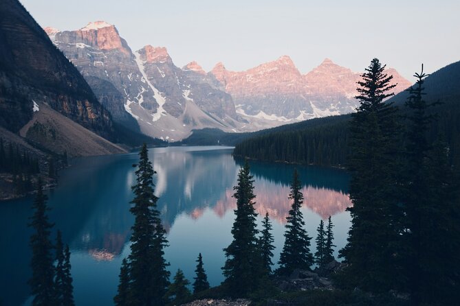 Lake Louise Moraine Lake Johnston Canyon 1.5h Half Day Tour - Who should book this half-day tour?