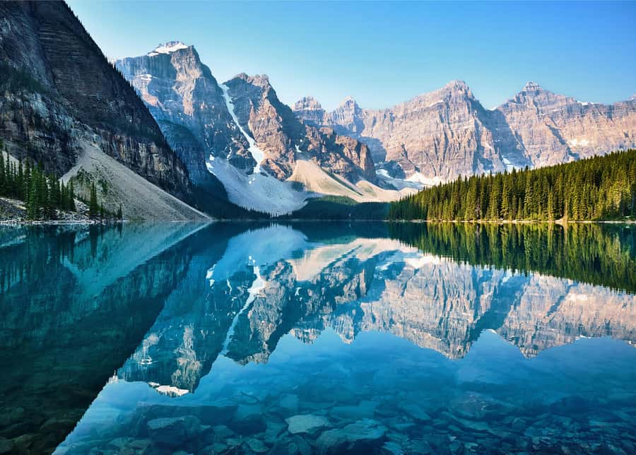 Lake Louise: Moraine & Louise Lake Half-Day Highlights Tour - One hour beside Lake Louise