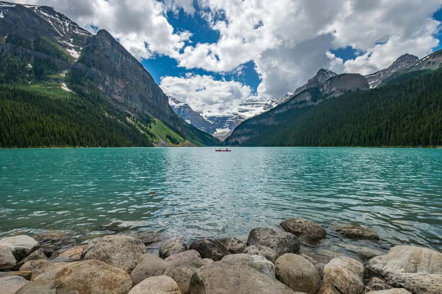Lake Louise: Moraine & Louise Lake Half-Day Highlights Tour - The 20-minute ride to Moraine Lake