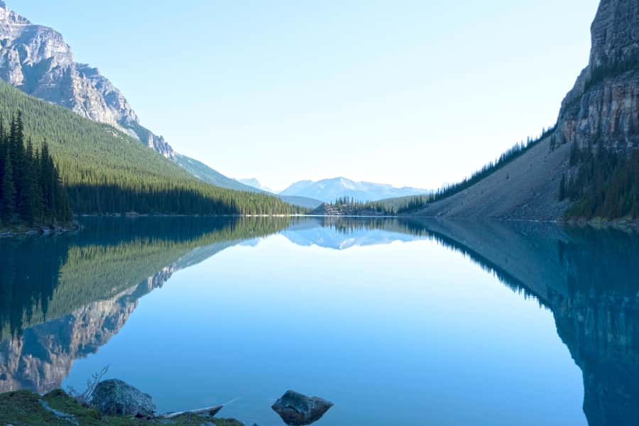 Lake Louise: Moraine & Louise Lake Half-Day Highlights Tour - How the timing affects your day